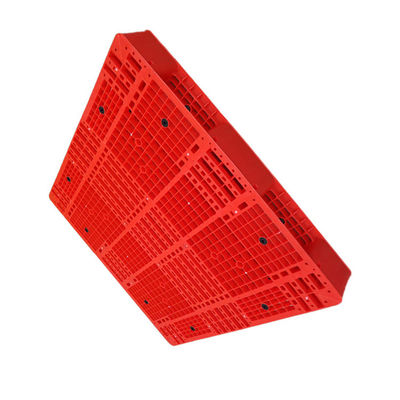 Pallet hai mặt bằng nhựa màu đỏ 48X48 PE 6000Kg Xe nâng bốn chiều tĩnh